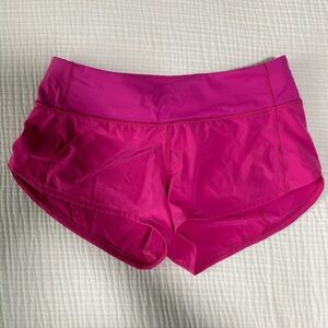Lululemon Sonic Pink Low Rise Speed Up Shorts 2.5”